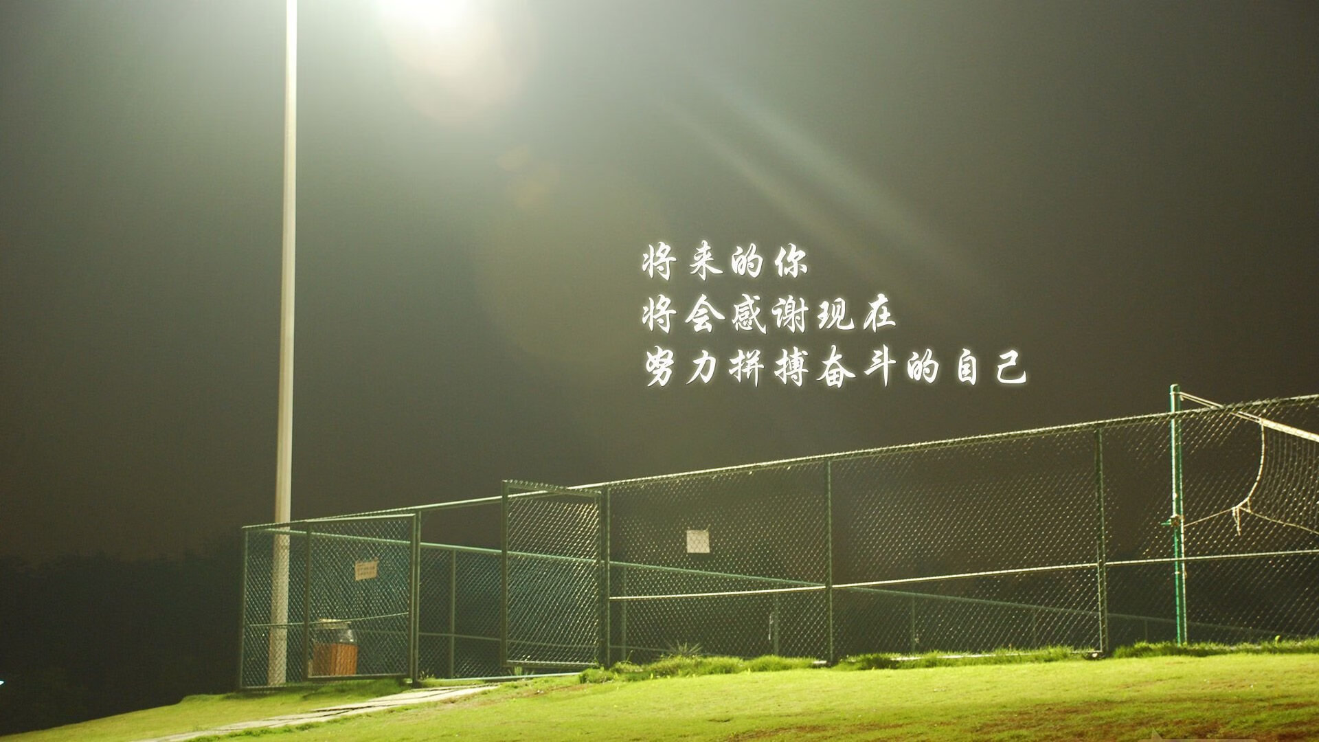 九游游戏-体育界焦点：足球明星对决势不可挡，足球明星大合集
