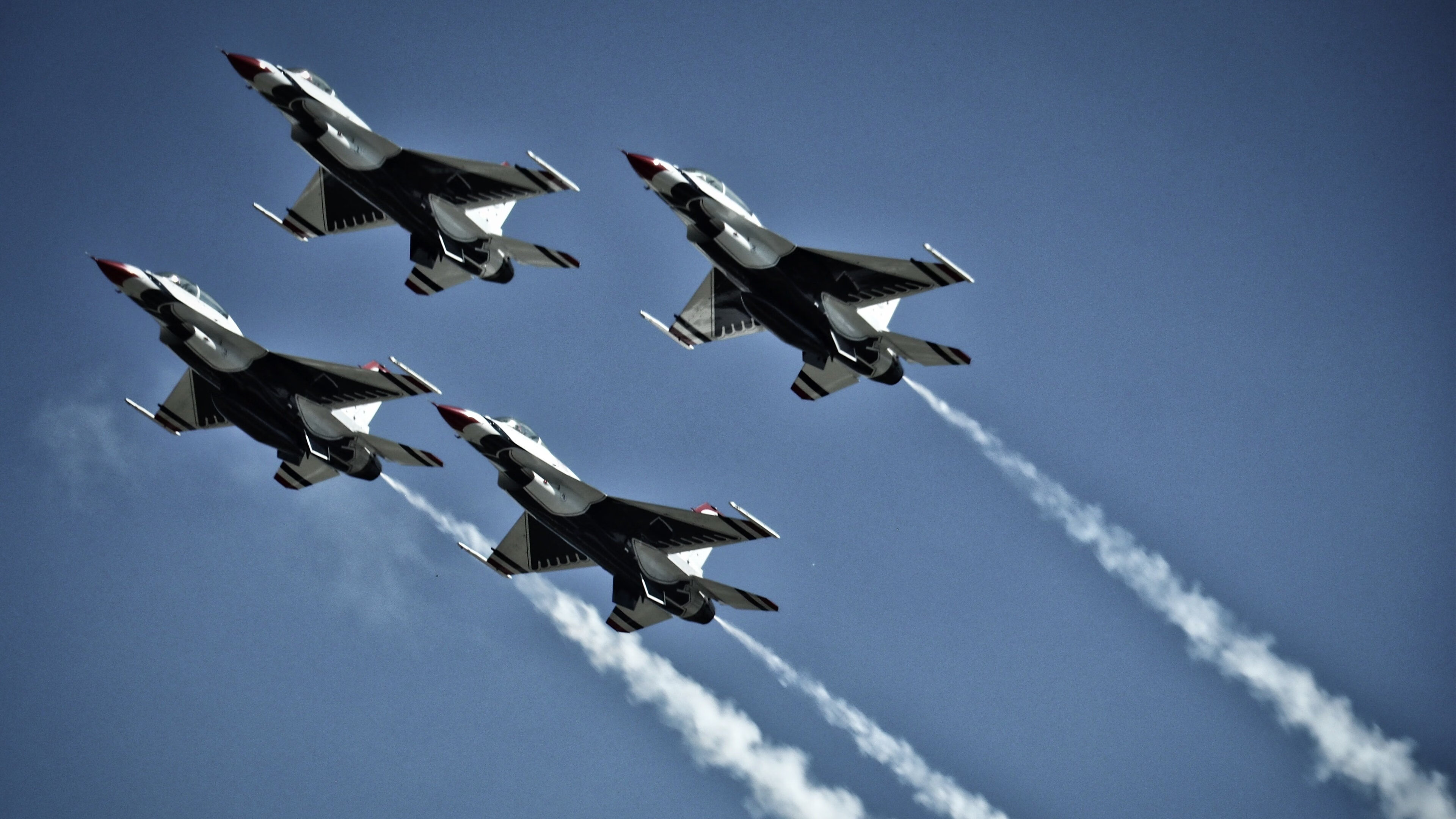 中国篮球联赛观众满意度提升策略及实践,观众最多的篮球联赛